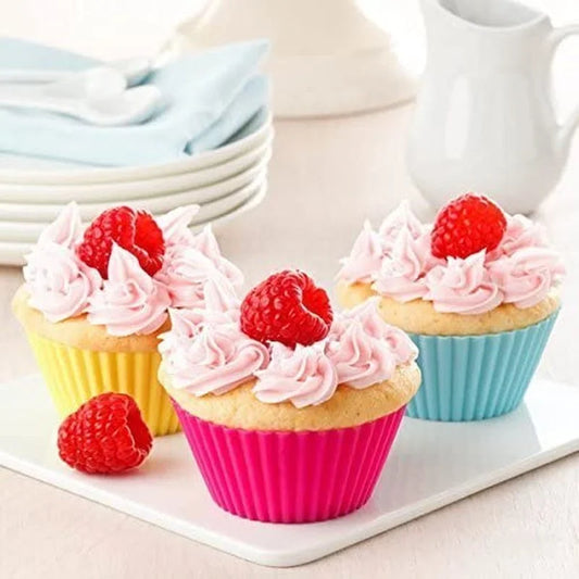 12-Piece Reusable Silicone Cupcake Mold Set for Muffins and Desserts
