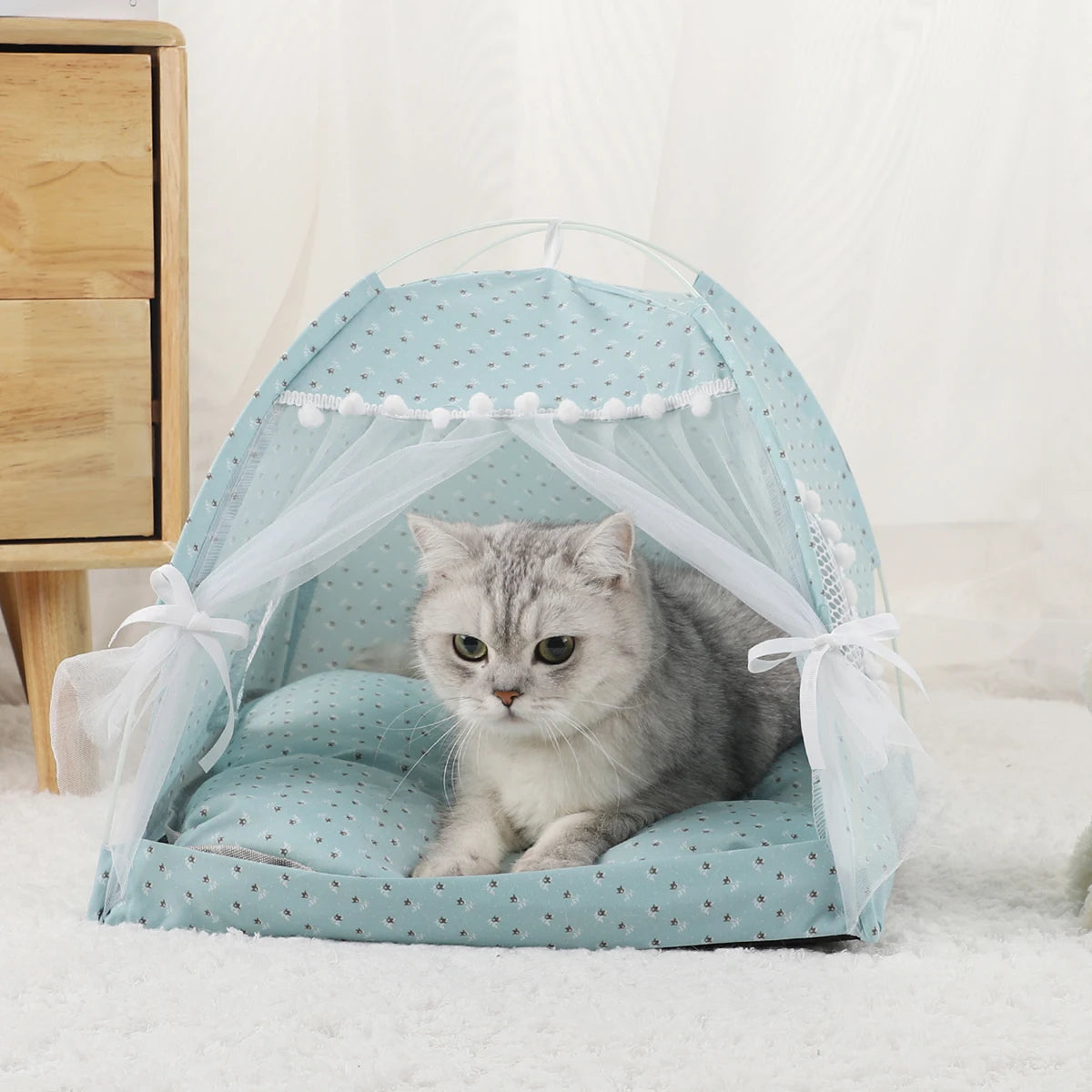 Warm Clamshell Cat Tent Bed with Cushion for Winter Rest
