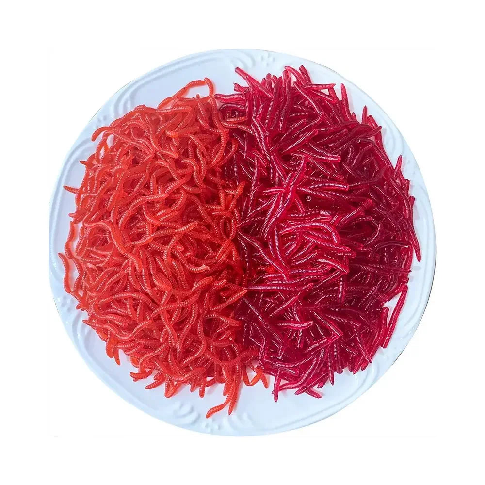 100-Piece Realistic Soft Bloodworm Fishing Lure Bottle for Bass & Bream