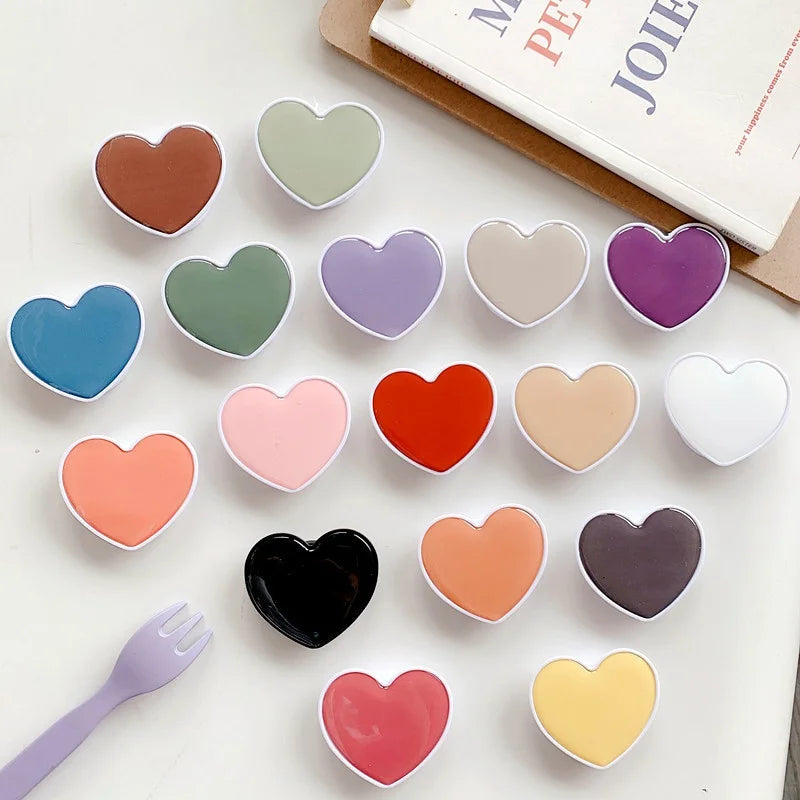 Heart-Shaped Universal Phone Socket Grip Stand for iPhone & Samsung
